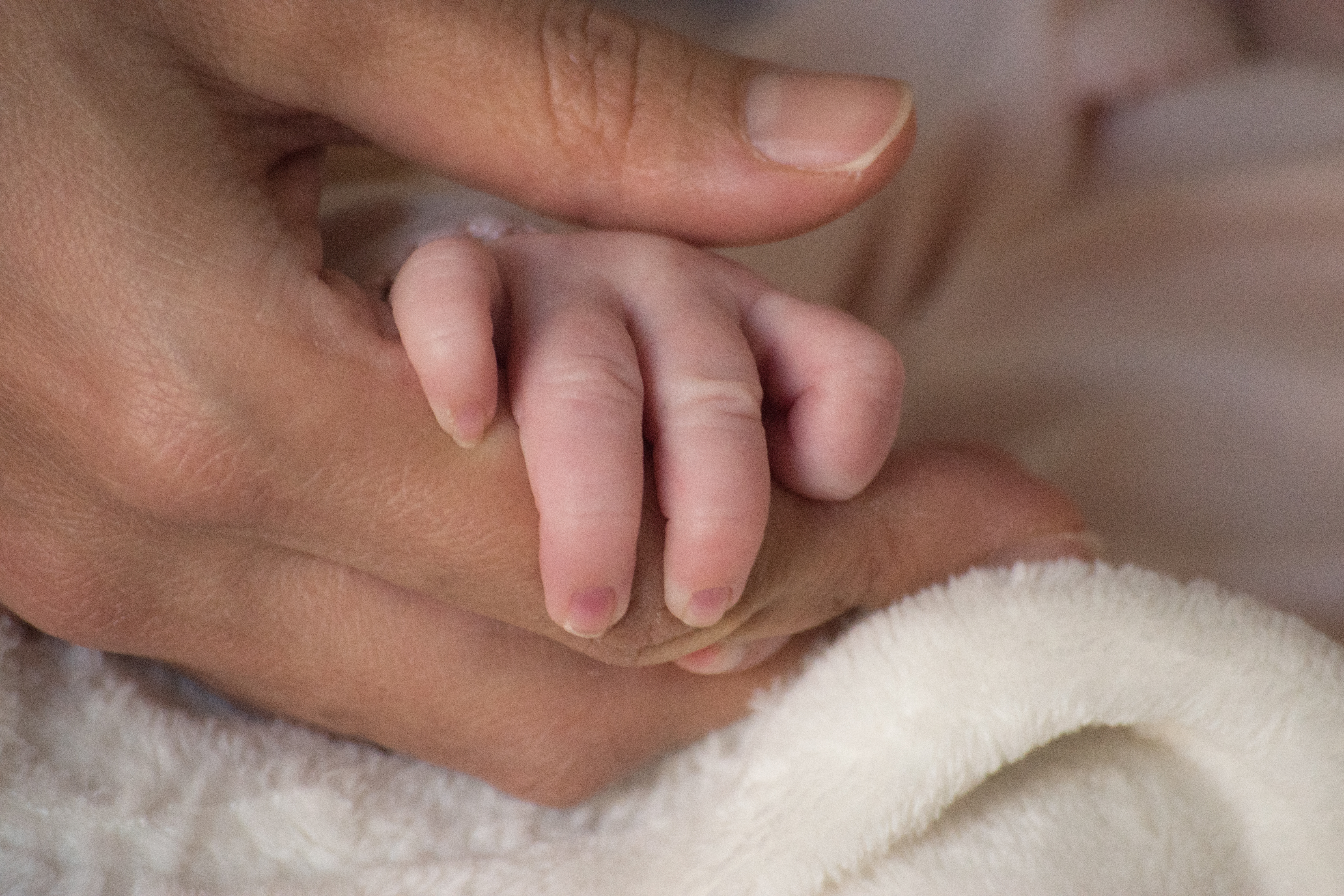 Une analyse rapide du génome aide au diagnostic d’enfants hospitalisés en réanimation néonatale